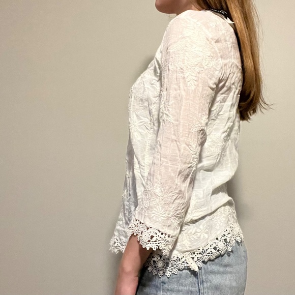 Zara - Floral Blouse, Hip length: Women's Size M - Picture 2 of 7